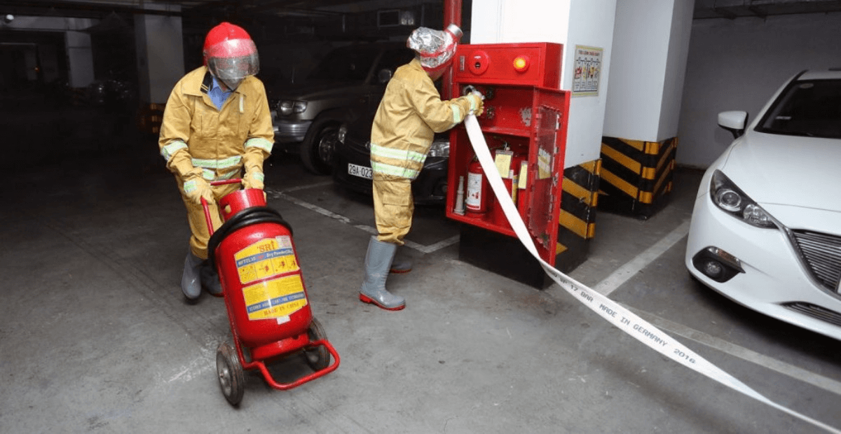kiểm tra thiết bị theo quy định PCCC nhà để xe